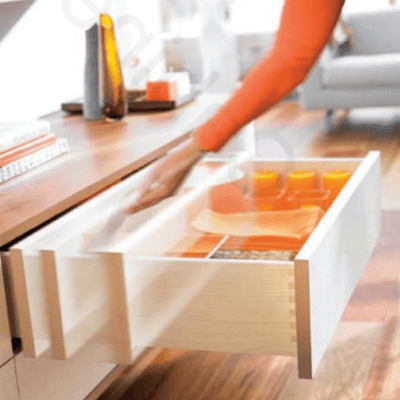 Modern Kitchen Cabinetry Drawer box