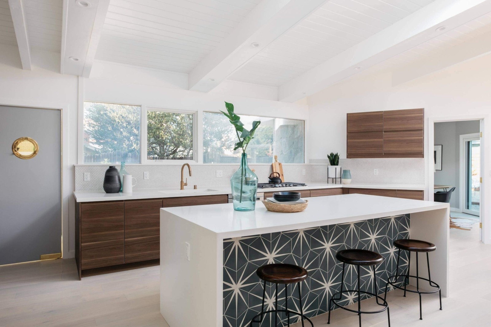Mod Cabinetry for Mid-Century Modern Kitchen Cabinets