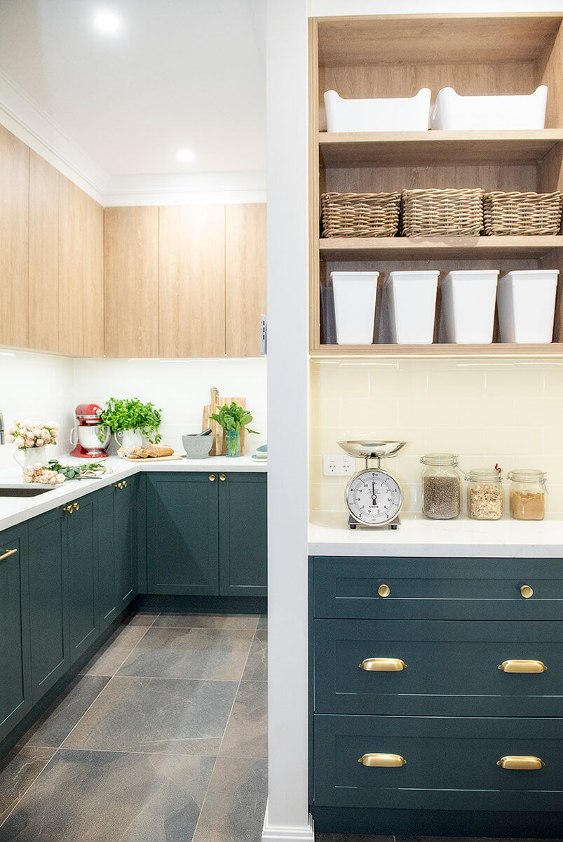 https://www.modcabinetry.com/wp-content/uploads/2021/09/Butlers-Pantry-12.jpeg