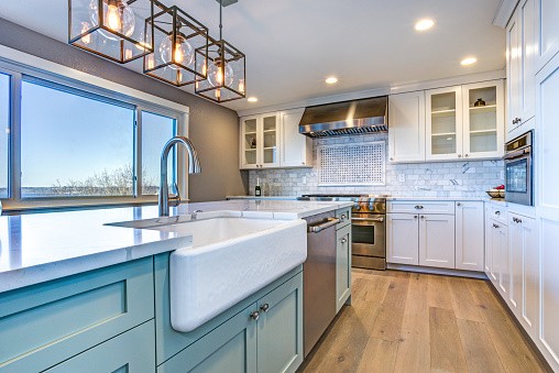 Mod Cabinetry for Modern Farmhouse Kitchen